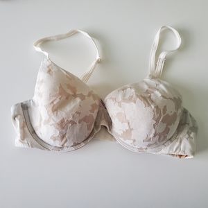 Victoria's Secret Bra Angelight 36B White